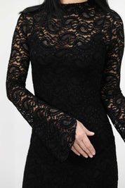 ABITO LUNGO IN PIZZO