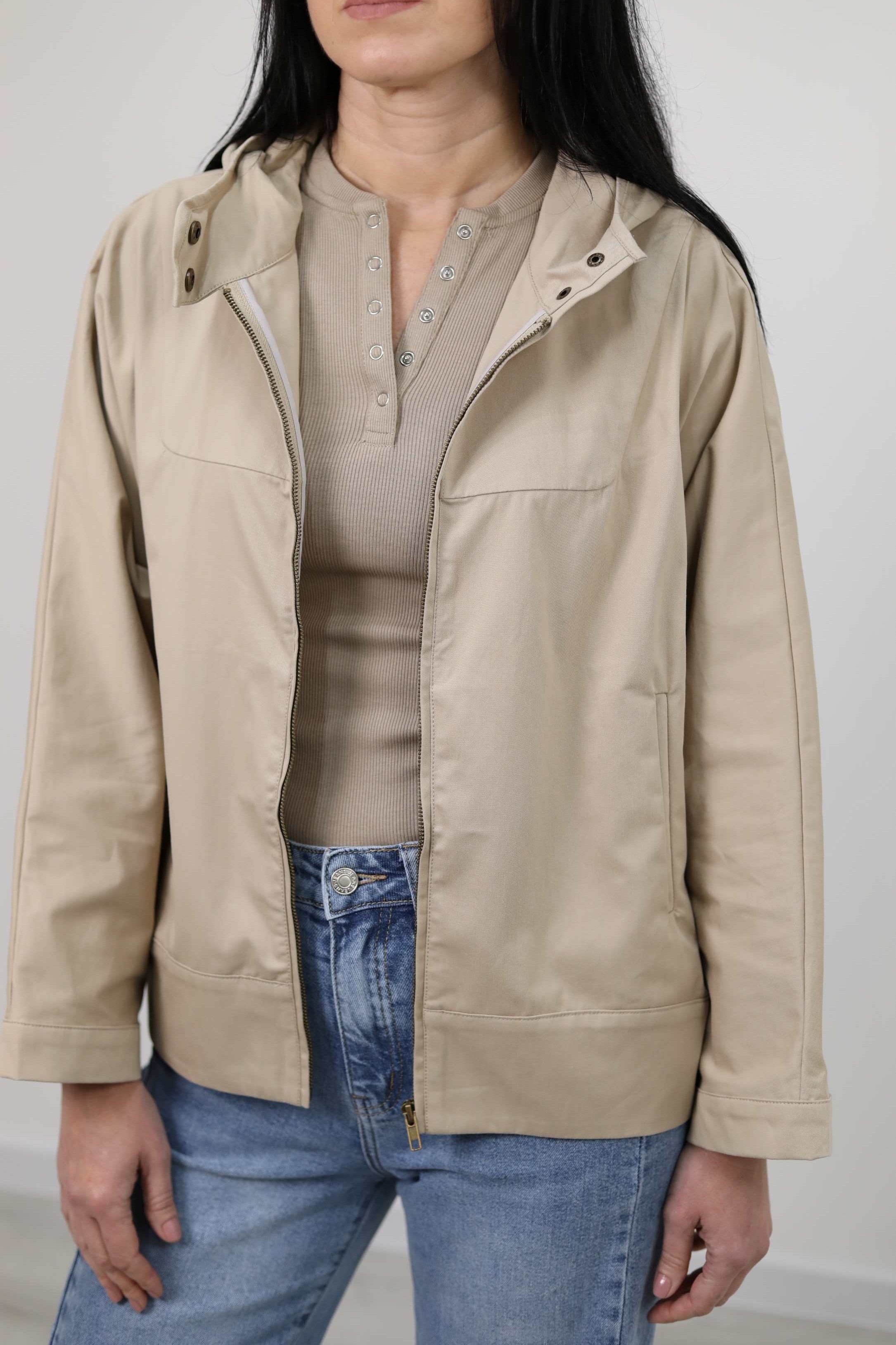 BOMBER MANICA AMPIA CON CAPPUCCIO