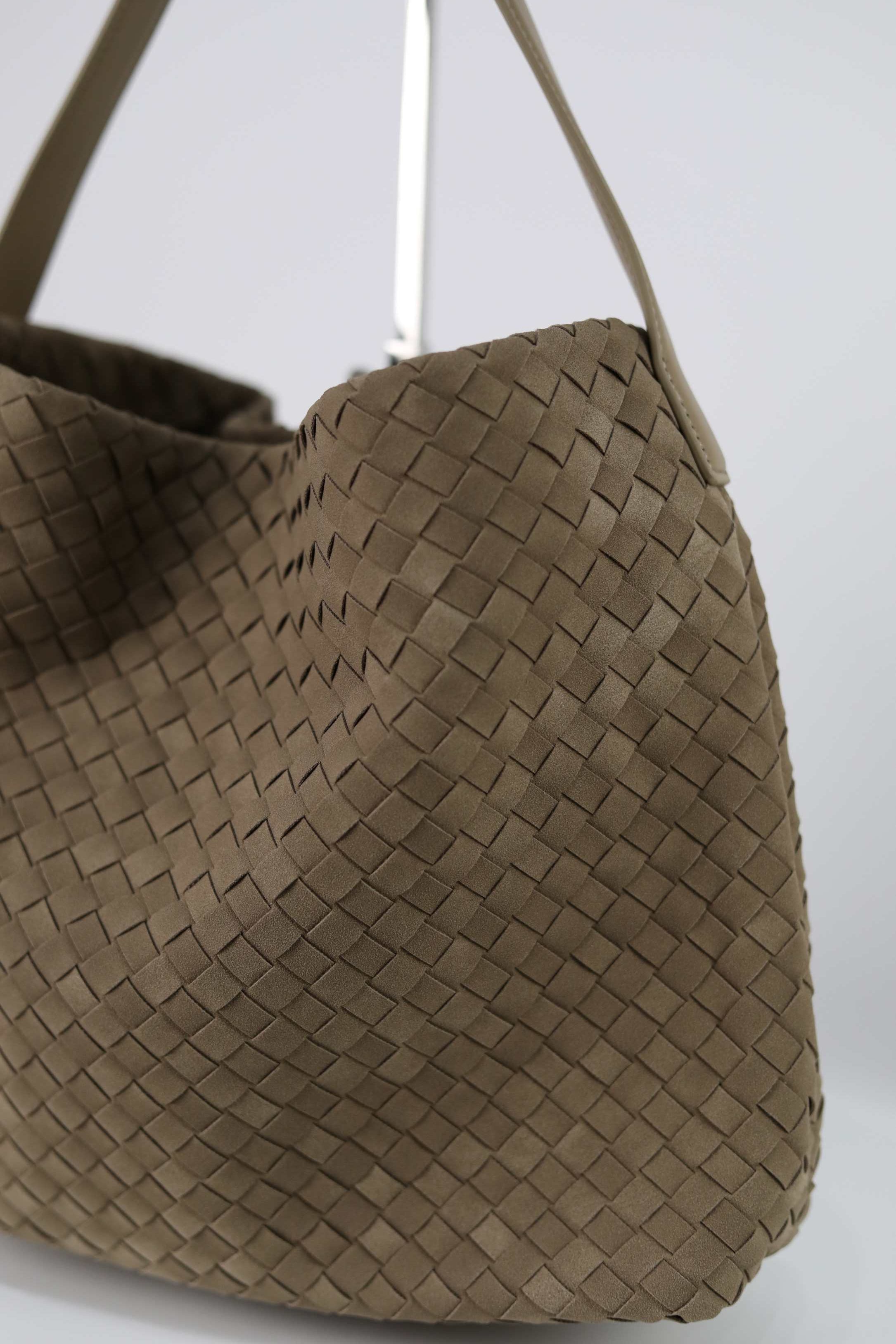 HOBO BAG CON TRACOLLA